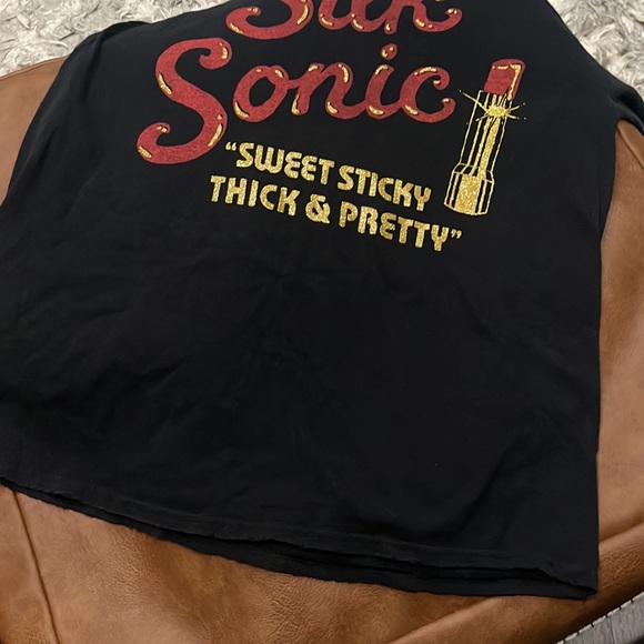 NEW Silk Sonic Sweet, Sticky Thick & Pretty official concert t-shirt tee Vegas - Picture 3 of 9